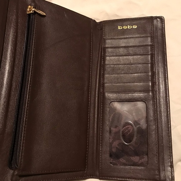 Bebe Bifold Wallet - Picture 3 of 10